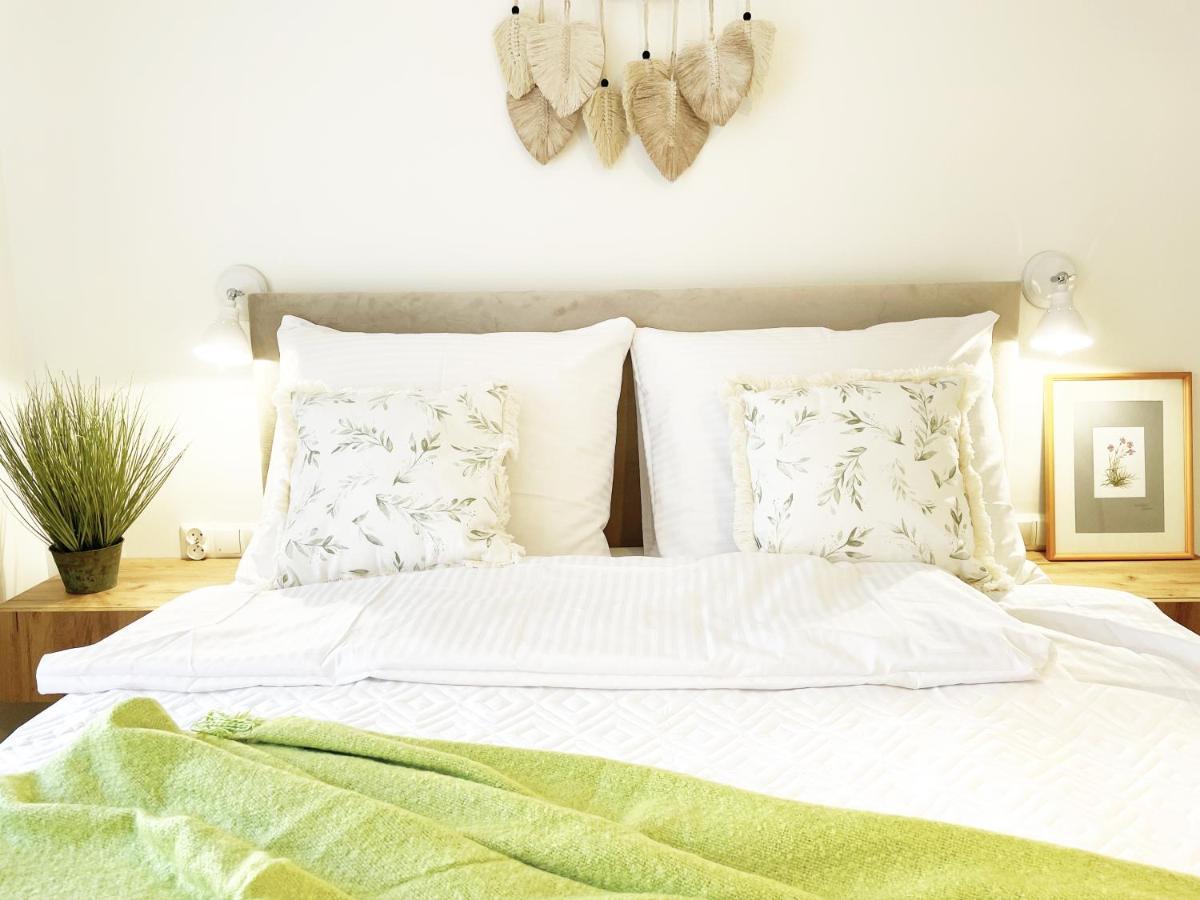 La Ola Apartamenty 미엘노 외부 사진